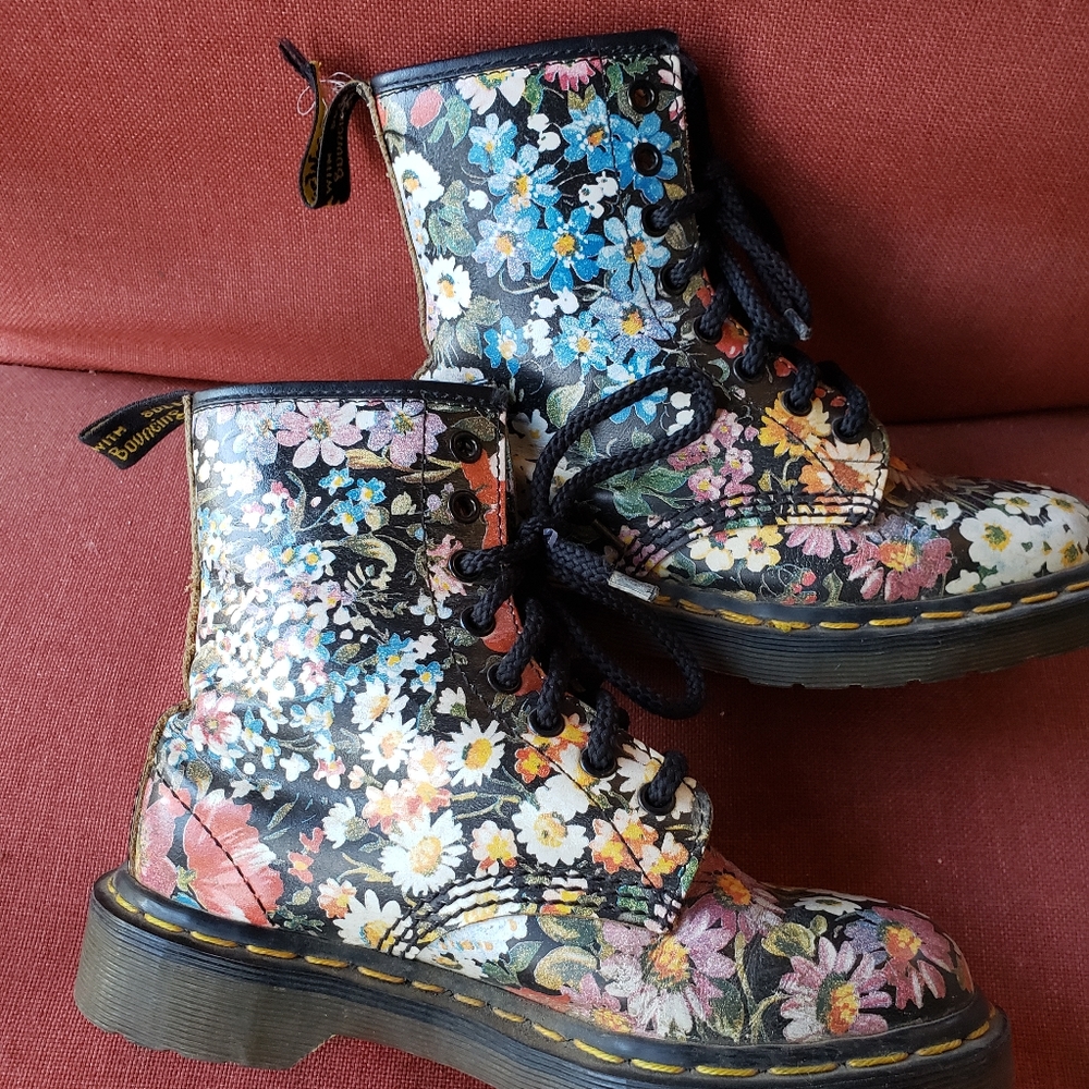 Dr. Martens VTG 90"s Floral Combat boot - Picture 6 of 13